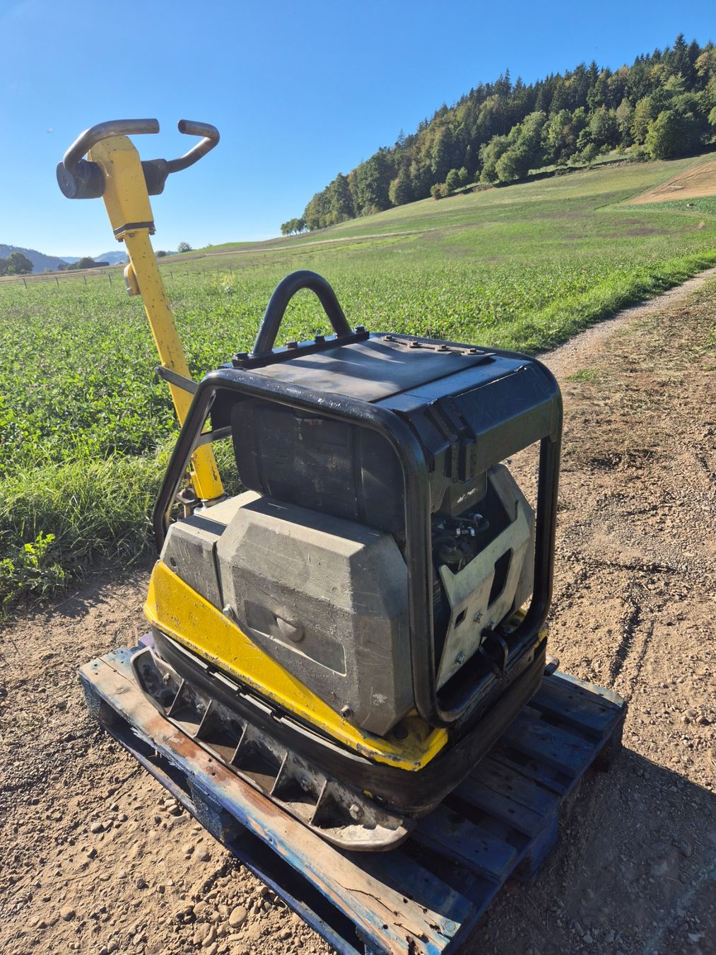 Bagger: Wacker ca 450Kg Vibroplatte – Gebraucht aus Grosswangen von claas-jaguar 2