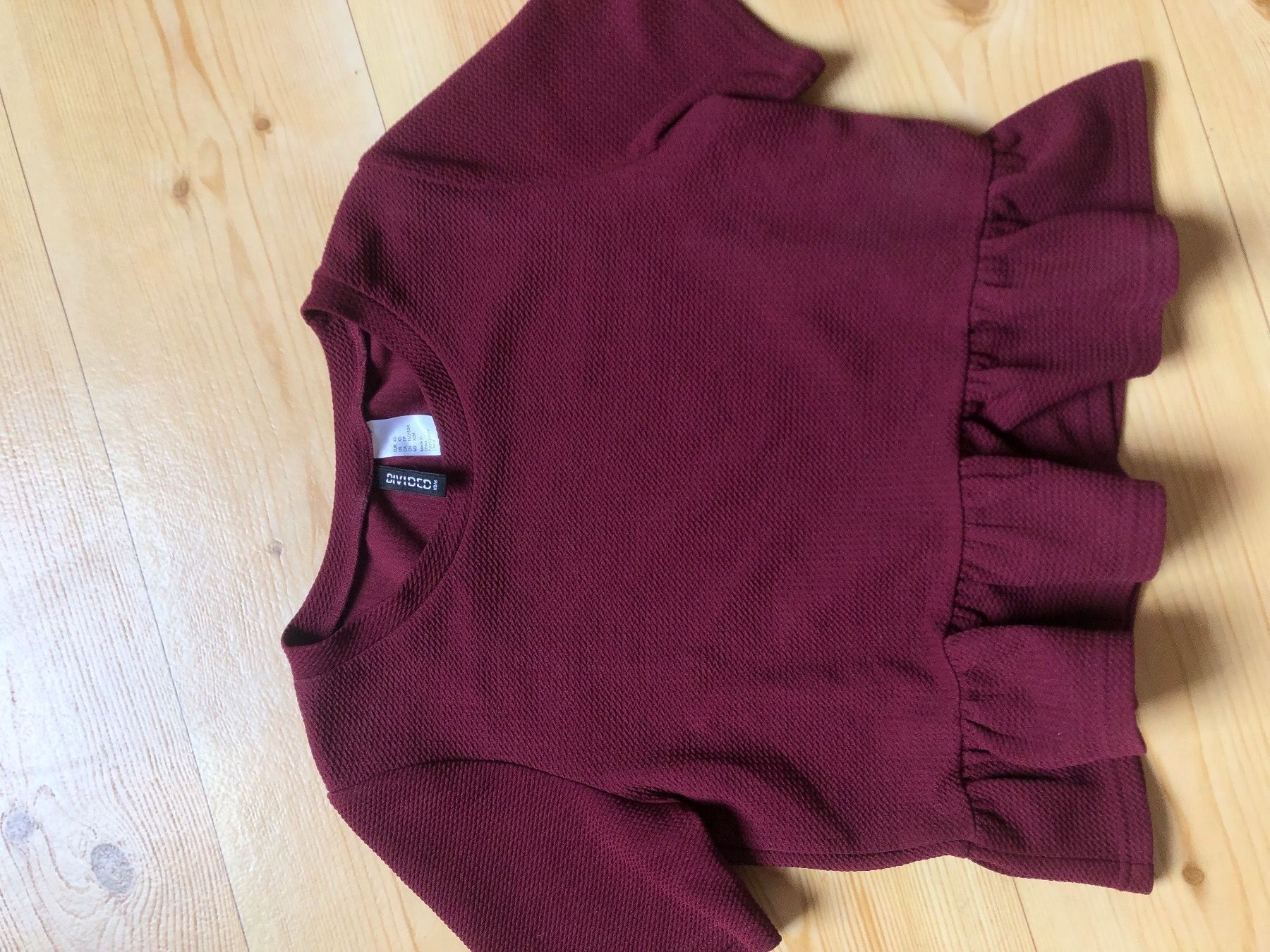 H&M Top: Top bordeaux H&M – Usato da Bulle venduto da sop_ct6x 1