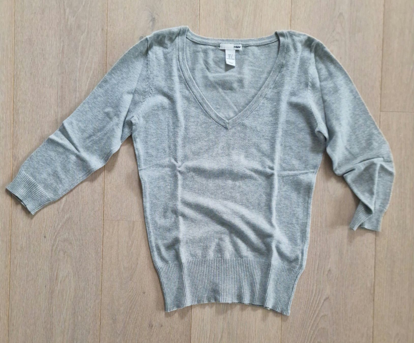 H&M Maglioni & Felpe: Pullover H&M grau 7/8 Armlänge Gr. S (Damen) – Usato da Nebikon venduto da Japostyle