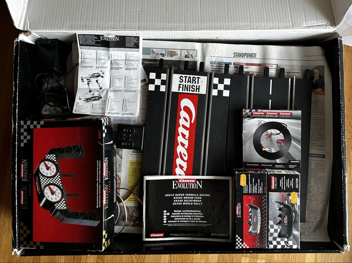 Carrera Rennbahnen: Carrera Evolution World Rally 25340 Rennbahn Set gebraucht – Gebraucht aus Gommiswald von S-Racer-S 3