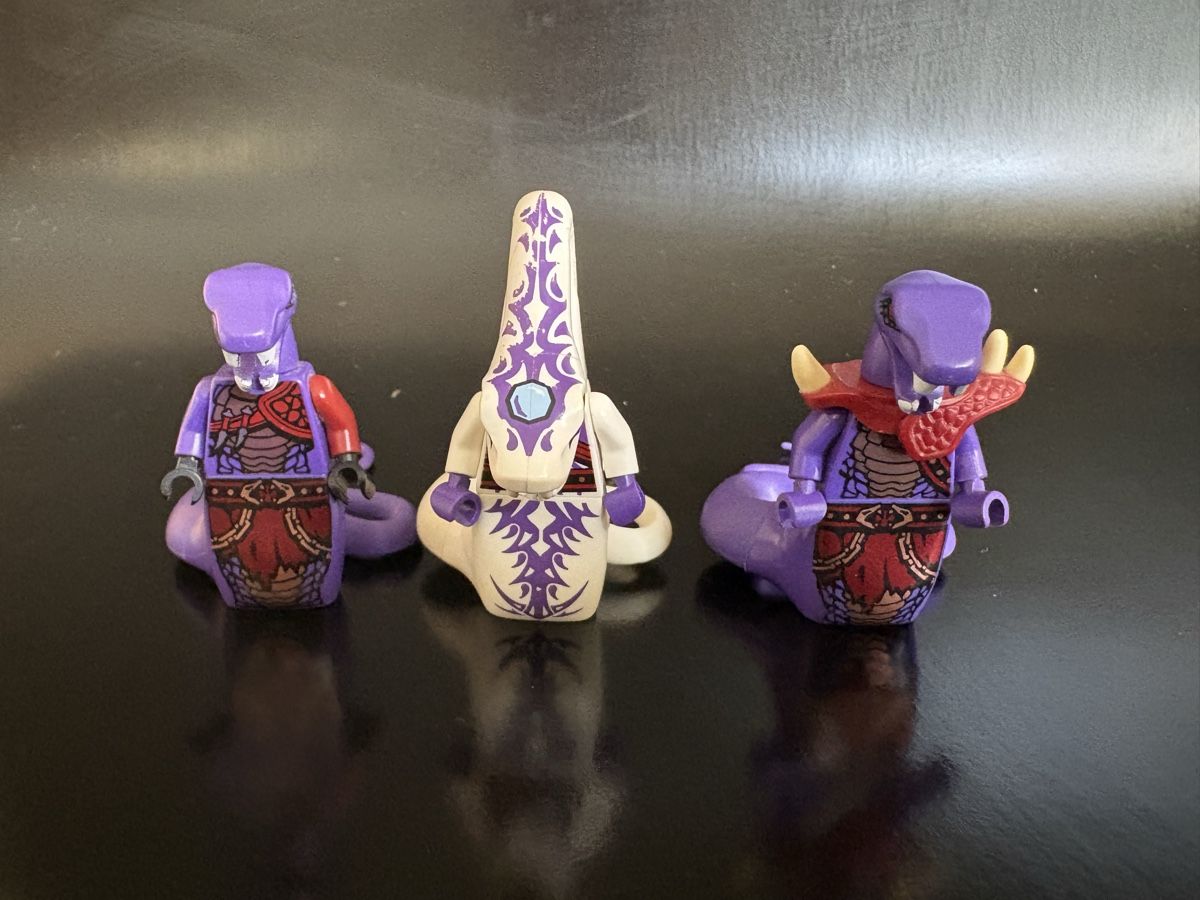 Lego Giocattoli: Lego Schlangen Figur Set gute gebrauchte Zustand – Usato da zuerich venduto da Pschnellmann