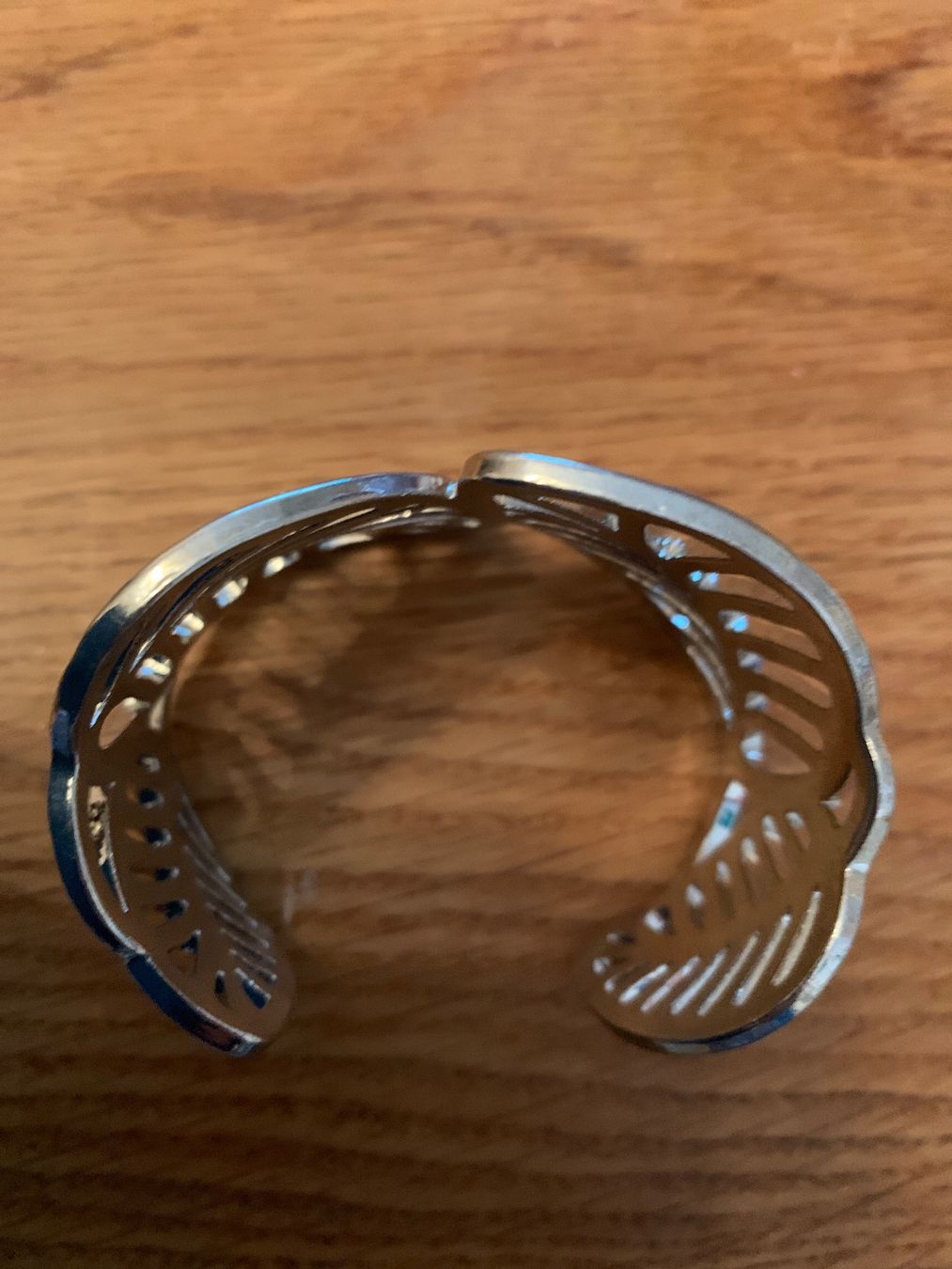 Bracciali & Braccialetti: Joli bracelet large argenté neuf – Usato da MEYRIN venduto da Gwendo10 1
