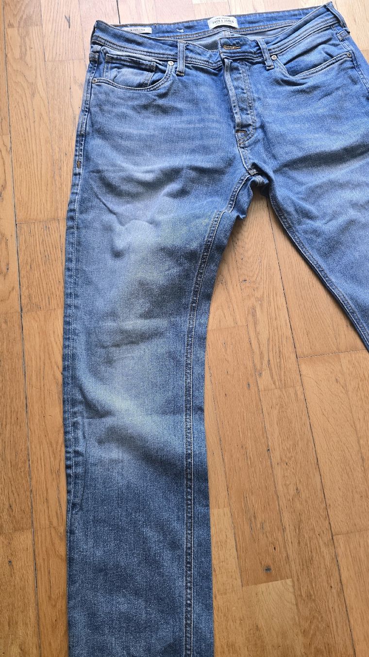 Jack & Jones Jeans: Jack & Jones Herren Jeans Gr. 34/32  – Usato da Emmenbrücke venduto da meu_2j8p 1