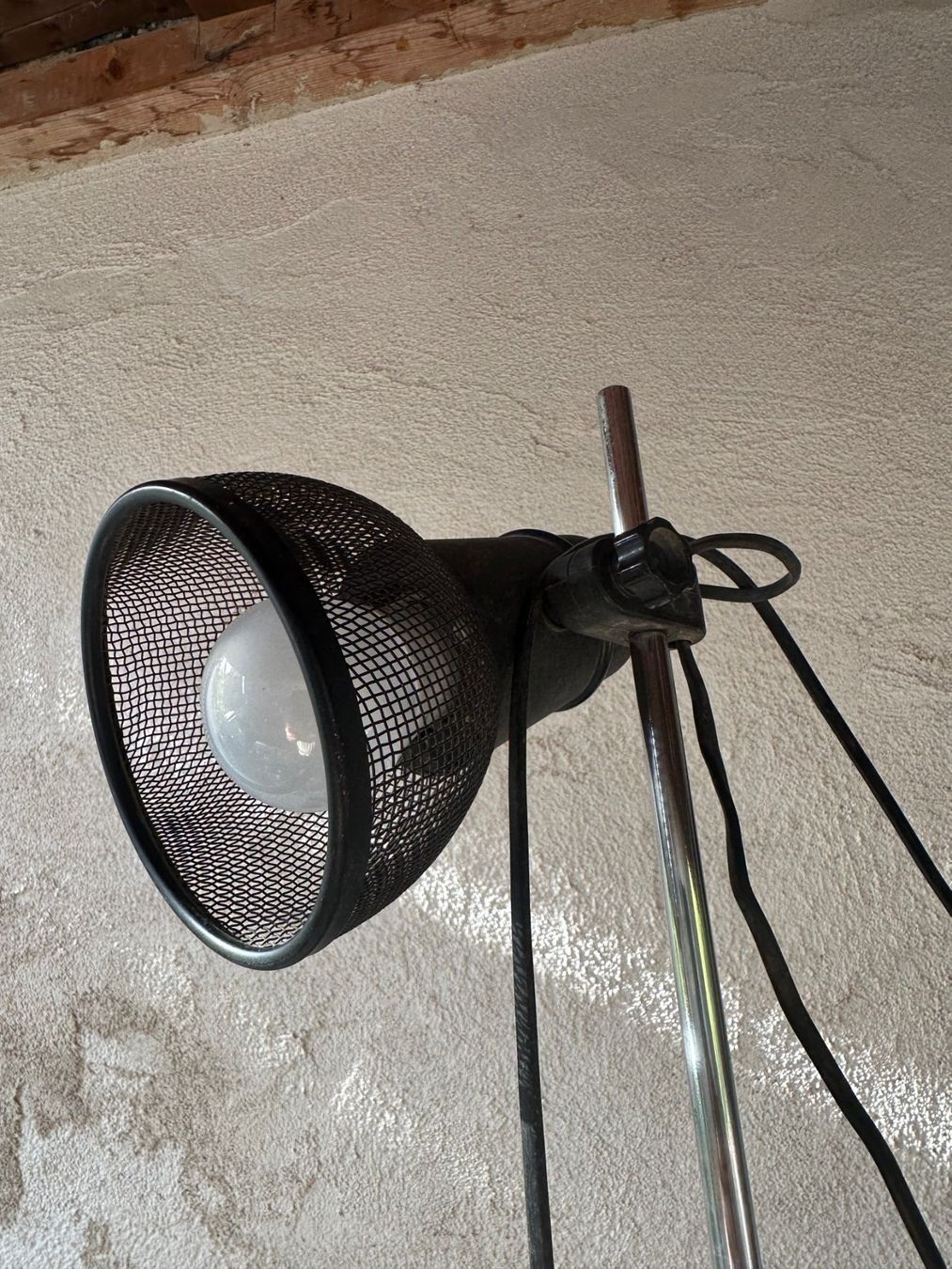 Lampade: lampada a stelo  vintage – Usato da Sagno venduto da ang_fs6n
