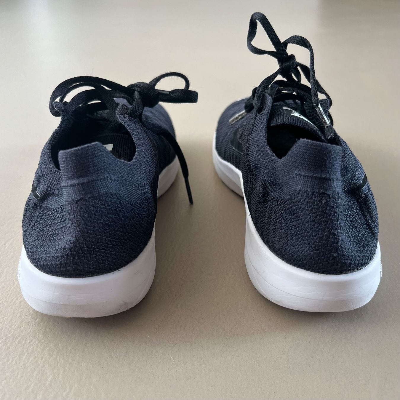 Nike Damenschuhe: NIKE Free Sneakers 🖤 – Gebraucht aus Zürich von ClosetQueen 6
