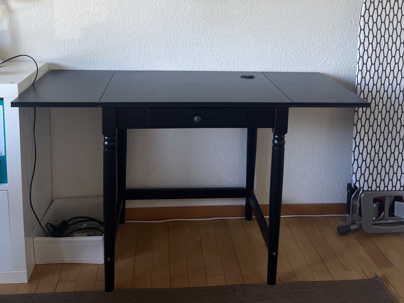 Ikea Tavoli: Schreibtisch / Klapptisch INGATORP von Ikea – Usato da Luzern venduto da JuliaSecondhand