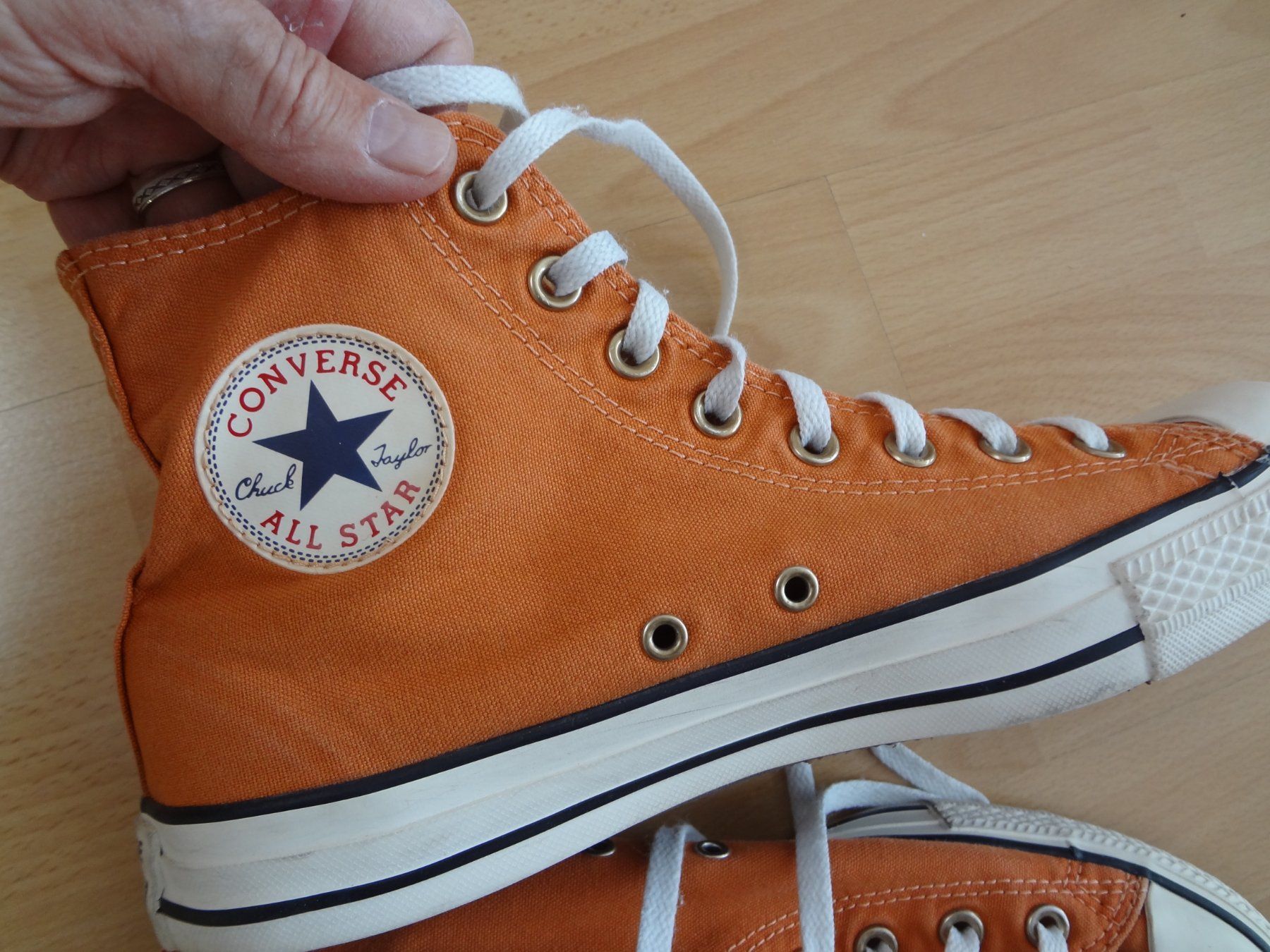 Converse Scarpe da uomo: Converse All Star couleur Orange taille 42 – Usato da Aigle venduto da Robflac55