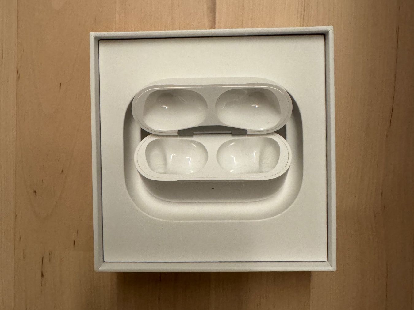 Apple Kopfhörer: AirPods Pro 2nd Gen Case – Neu (gemäss Beschreibung) aus Zürich von ale_5f2y 3