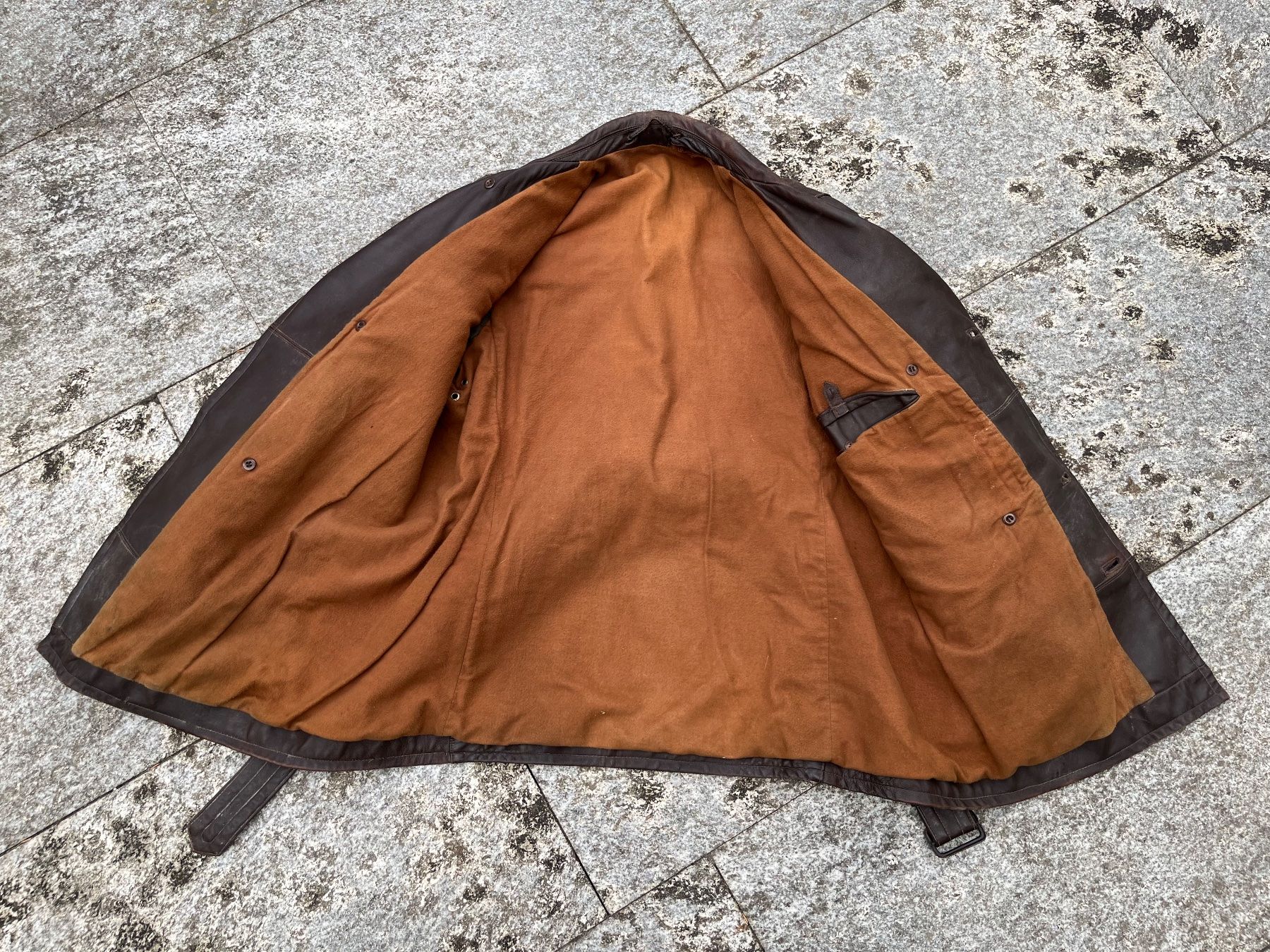 Jacken: Lederjacke Oldtimer Antik Vintage – Gebraucht aus Bottmingen von Puffsack 2