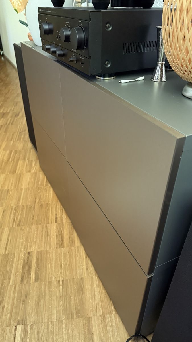 Scaffali: BESTA Gestell IKEA Bronze – Nuovo (secondo la descrizione) da Zürich venduto da gab_2mpp 2