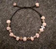 Armband Steine und Kreuze
