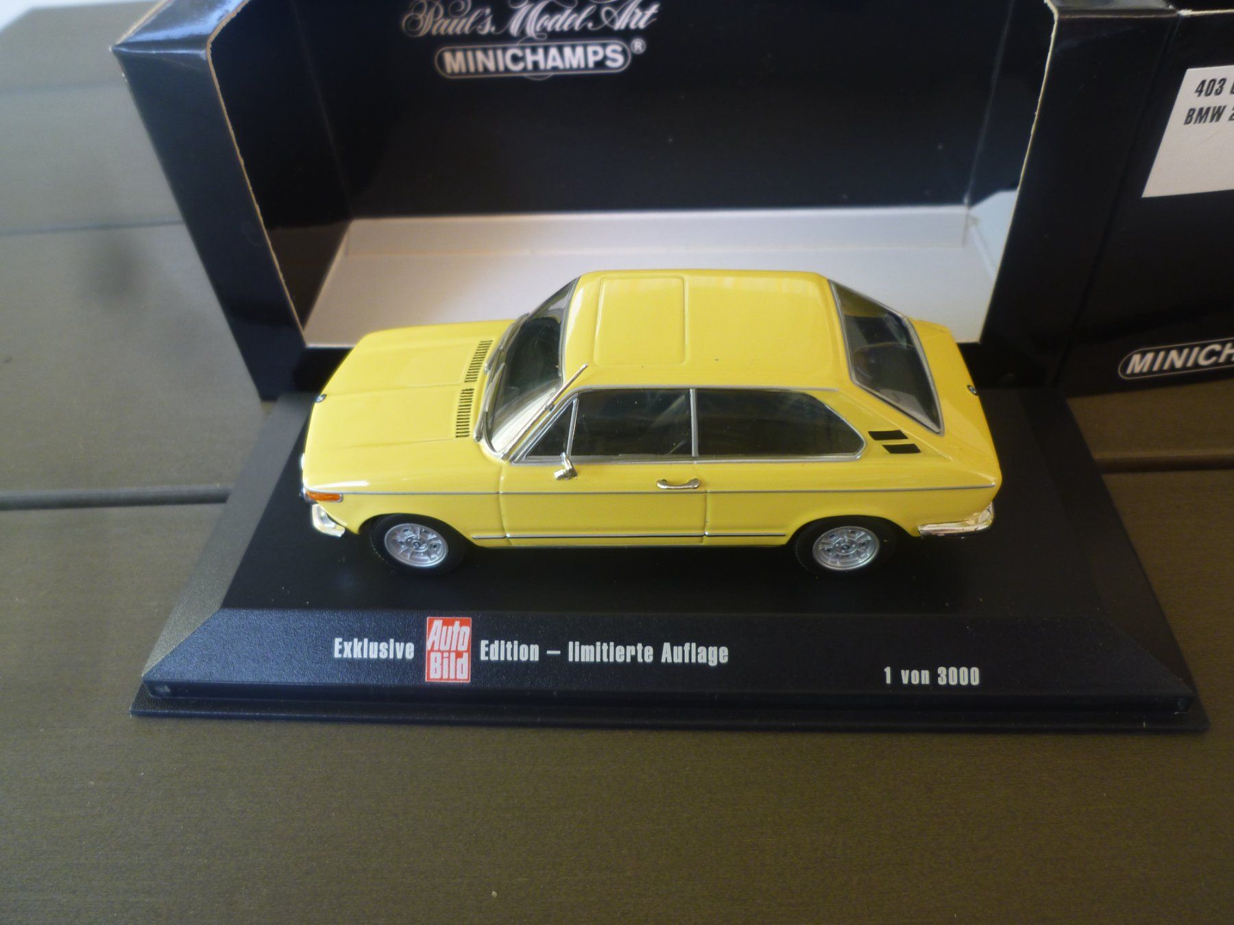 BMW Modellini d'auto: BMW 2002 touring – Nuovo e nell'imballaggio originale da Flawil venduto da Imperiosud 4
