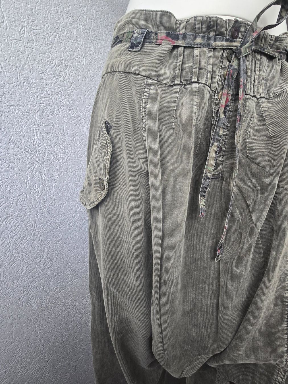 Desigual Pantalons: DESIGUAL Sarouel T-38 – D'occasion à Les Verrières par kitel79 9