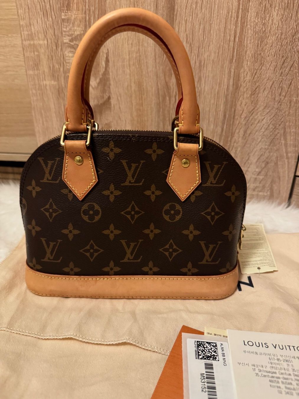 Louis Vuitton Borse da donna: Original  Louis Vuitton Alma BB Monogram – Usato da Grossdietwil venduto da RSW032 2