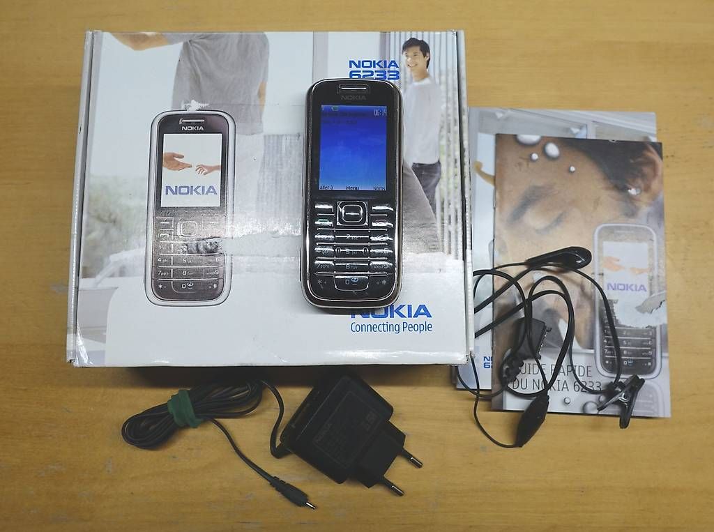 Nokia 6233, chargeur et kit main-libre (D'occasion) à Chexbres pour CHF ...