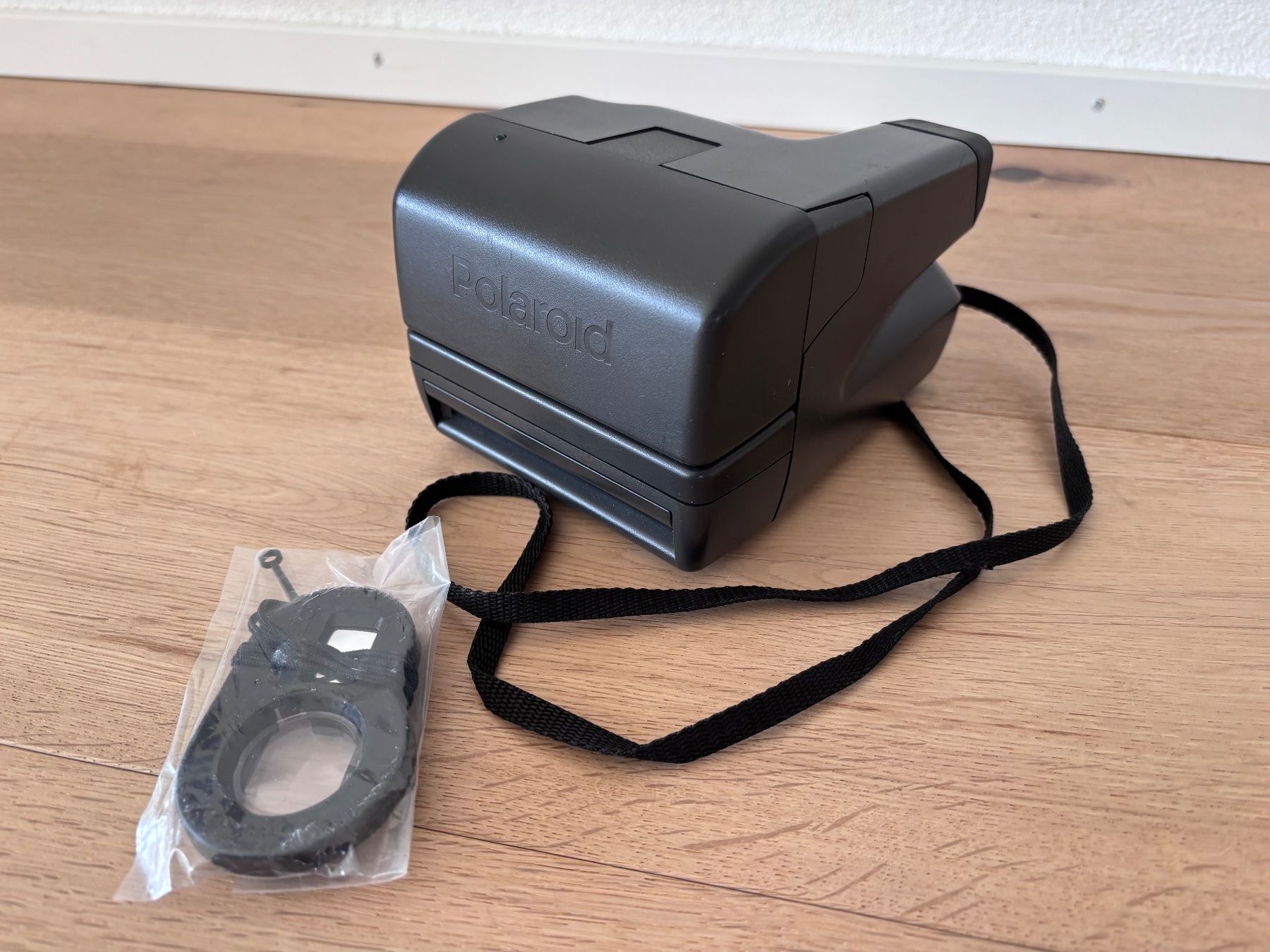 Polaroid Kamera: Polaroid Family Sofortbildkamera – Gebraucht aus Winznau von Lauralavera1 5