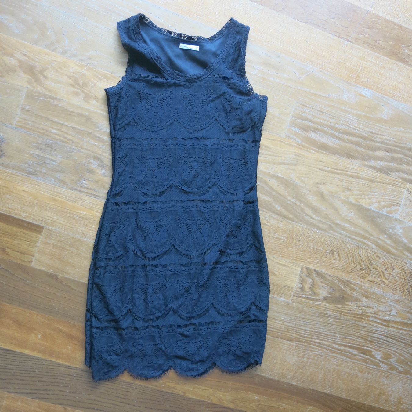 Robes: Schwarzes Kleid  Gr. S – Neuf (Voir description) à Winterthur par Sauter3000
