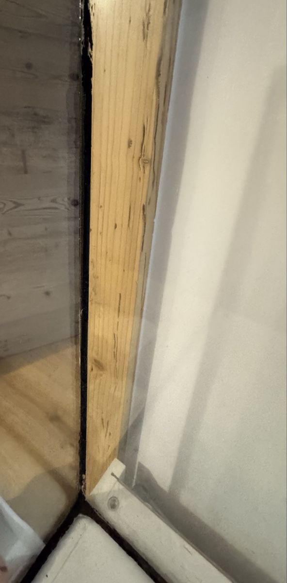 Cages, transport & sécurité: Glasterri mit Lochblechgitter 120 cm – D'occasion à Bever par Nivotrade 3