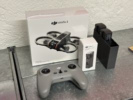 DJI Avata 2 Kit mit 3 Akkus / Controller und Zubehör