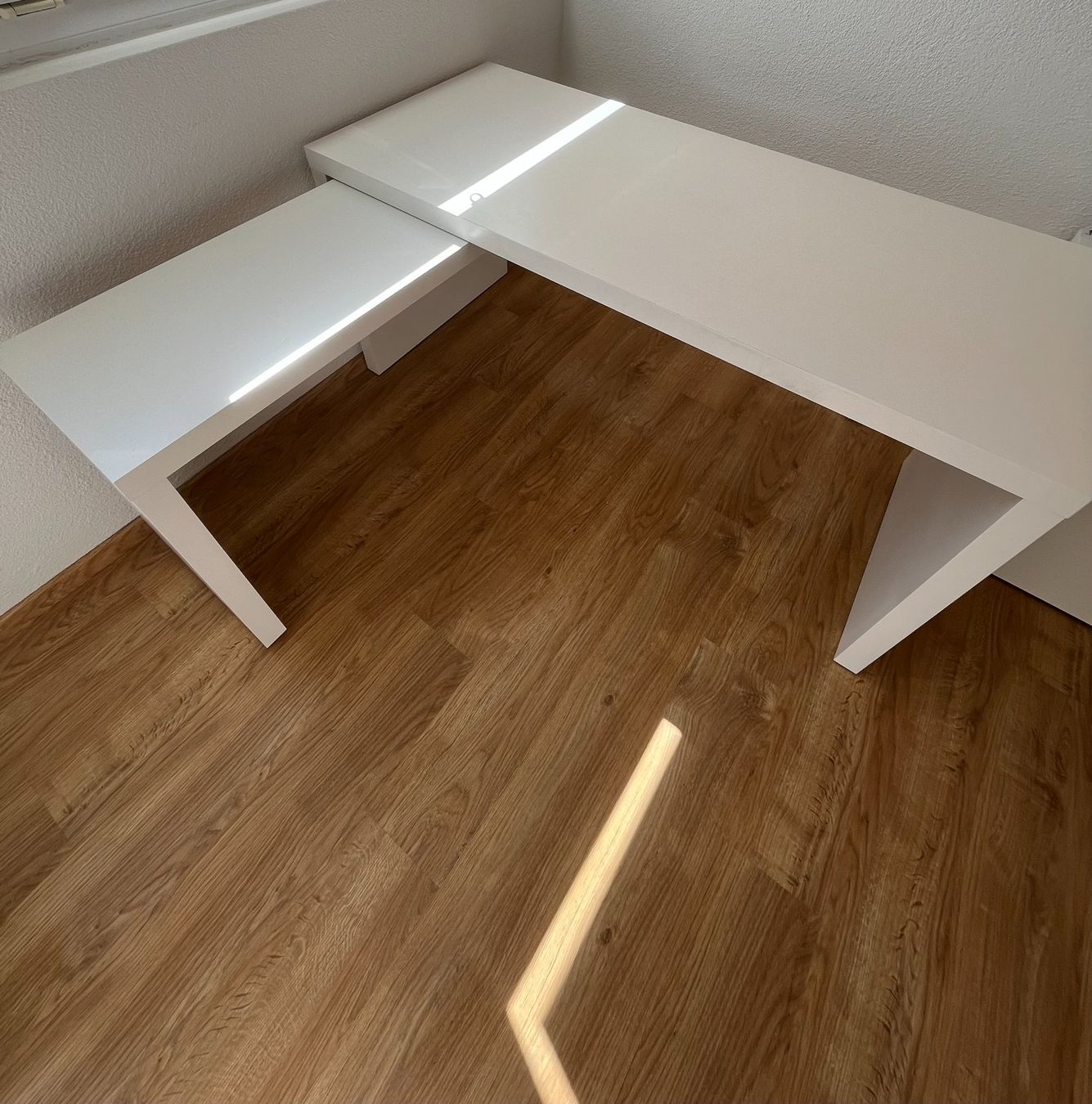 Ikea Scrivanie: IKEA MALM - ausziehbares Büromöbel – Usato da Langenthal venduto da Tosafaal