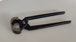 Kneifzange schwarz, top Zustand (L16)