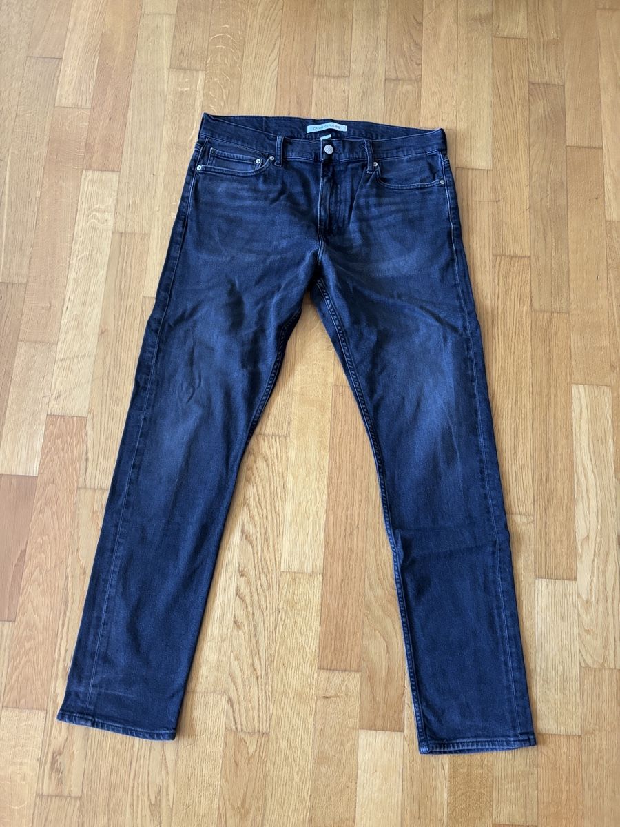 Calvin Klein Jeans: Calvin Klein Jeans – Usato da Thalwil venduto da lean21