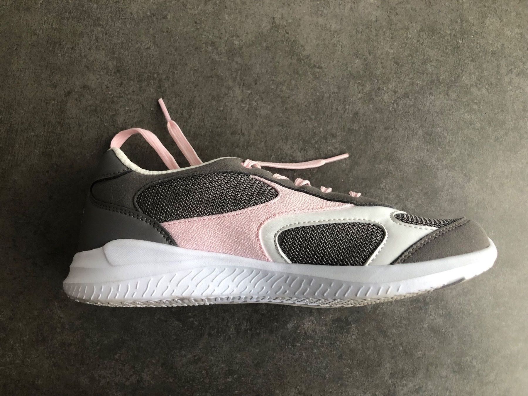 Fila Scarpe per ragazze: Fila Sneakers, Grösse EUR 37 – Usato da Wettingen venduto da Chnoelleli 3
