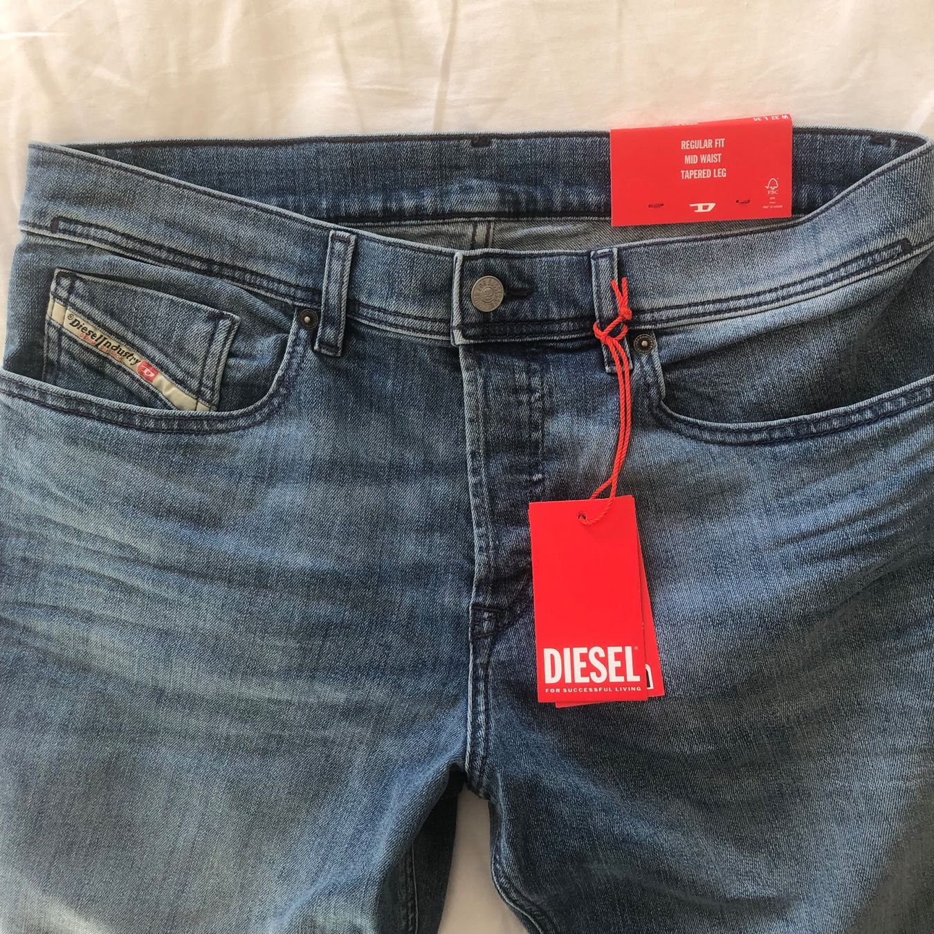 Diesel Jeans: Jeans DIESEL Men W32/L34 – Nuovo e nell'imballaggio originale da Aigle venduto da shopgirl05 2
