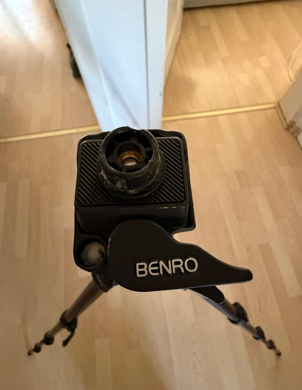Benro Treppiedi & Teste: Benro Stativ – Usato da Liestal venduto da Nizli 4
