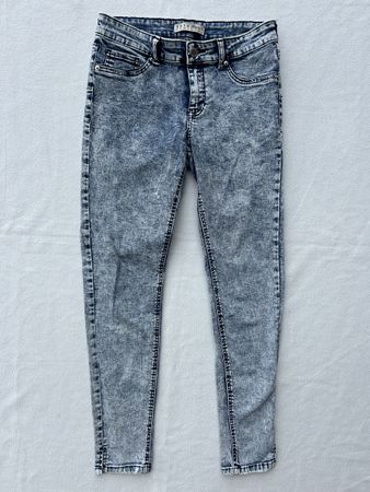 Coole Denim Co. Jeans im Acid-Wasch-Look, Grösse 38👖