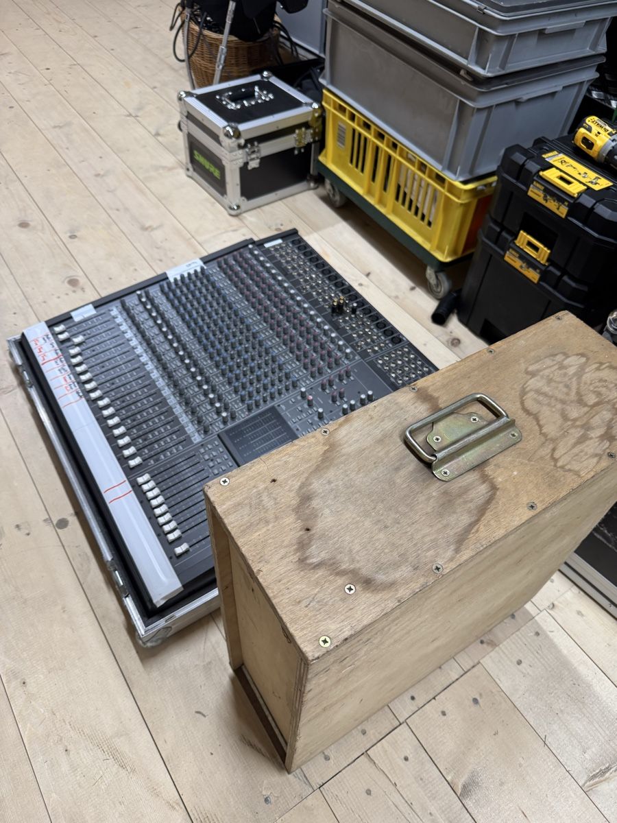 Mackie Mischpulte: Mackie 16/8 Mixing Console – Gebraucht aus Goldingen von DDietziker 2