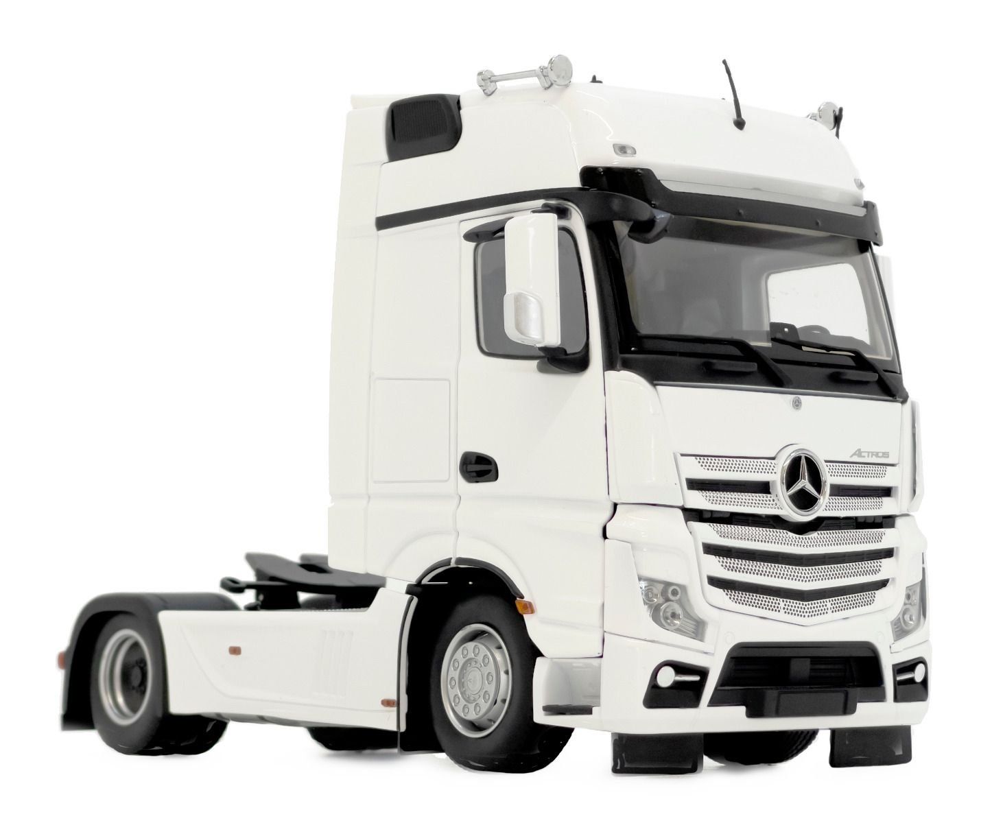Modellbausätze & Standmodelle: 1:32 MB Actros Gigaspace 4x2 weiss – Neu und originalverpackt aus Affoltern am Albis von Modellshop-8910