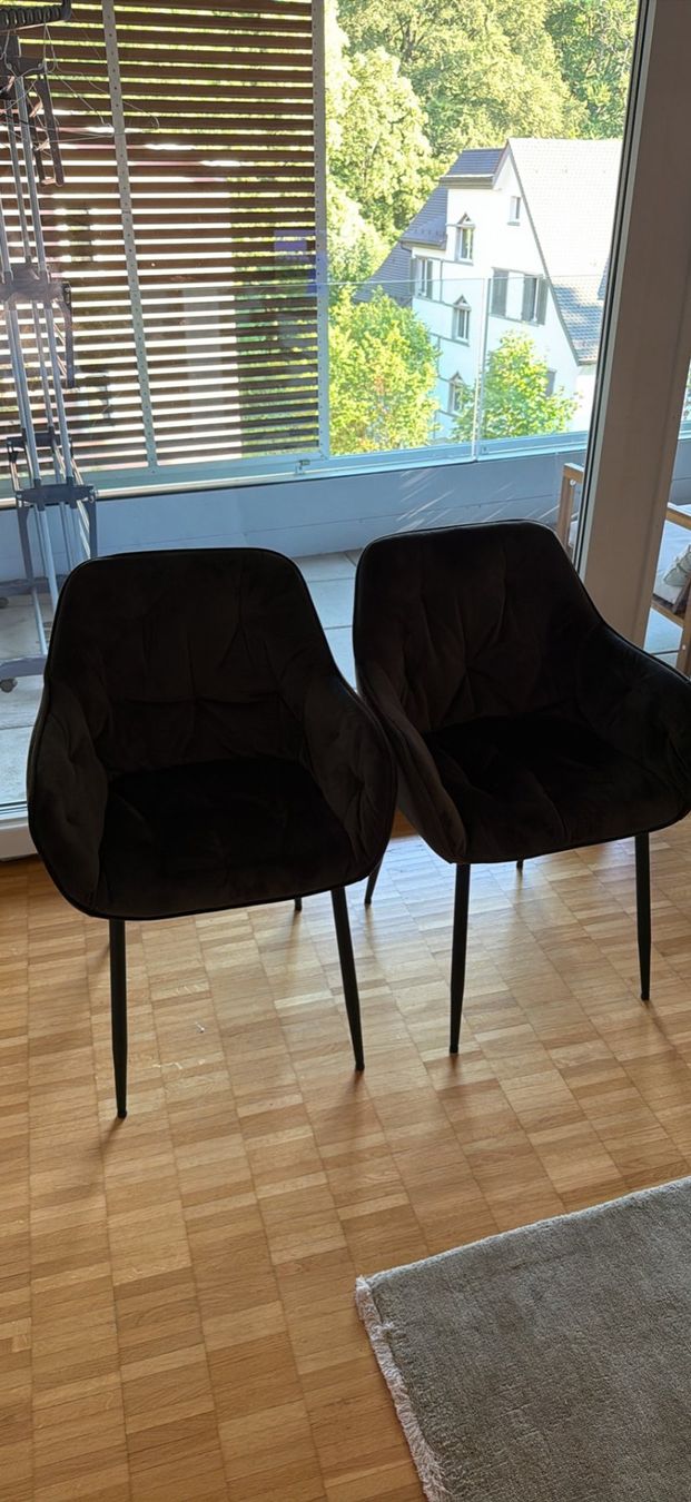 Conforama Sedie: 4 Brown Velvet Dinning Chairs – Usato da Zürich venduto da jane- 1