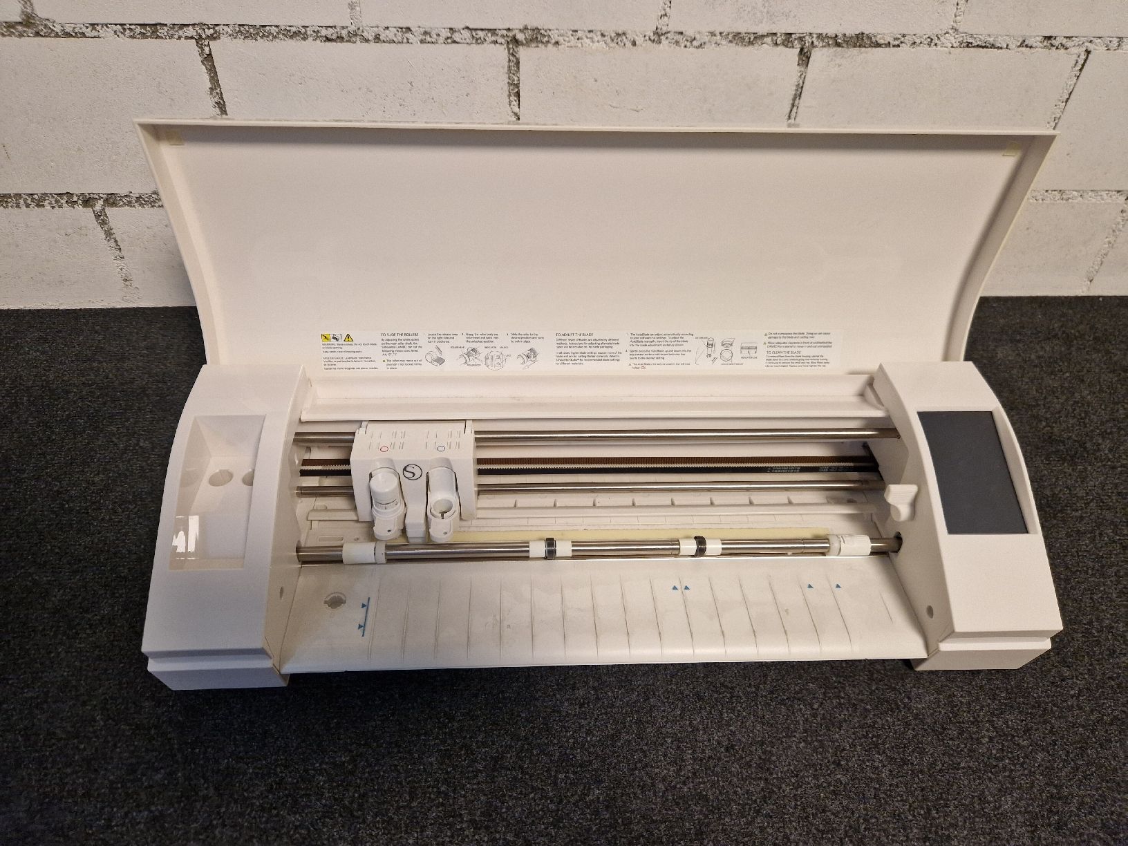 Silhouette Drucker: Silhouette Cameo 3 – Gebraucht aus Frutigen von Schlumpf_84 1