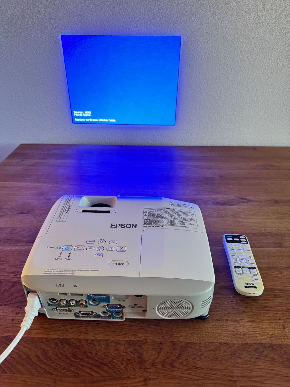Epson Proiettori: EPSON LCD Projector Model: H570B – Usato da Frauenfeld venduto da difi67 2