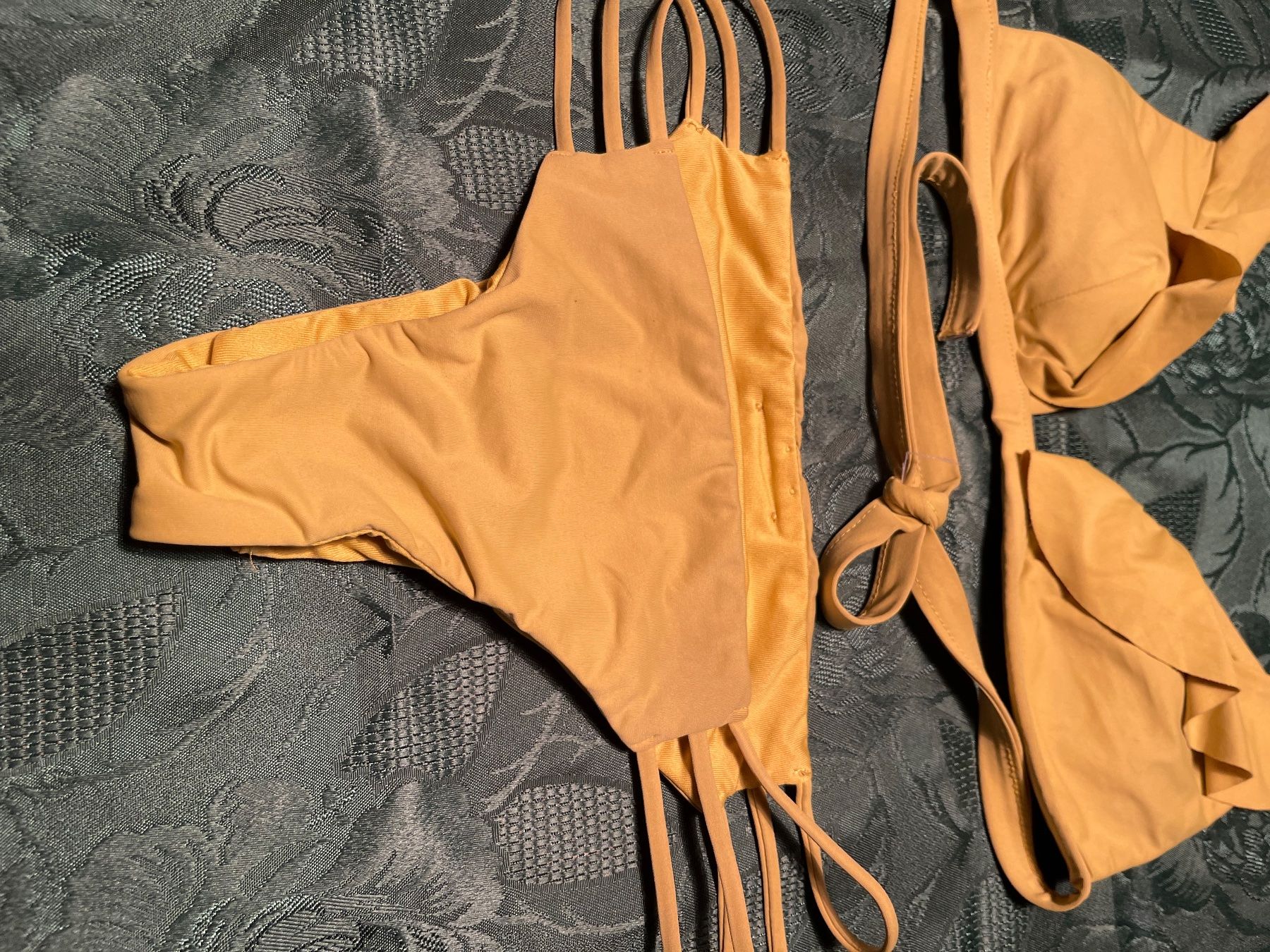 Calzedonia Badekleider & Bikinis: Bikini giallo senape di Calzedonia-S/M-chic e elegante – Neu (gemäss Beschreibung) aus Locarno von Fixed8 5