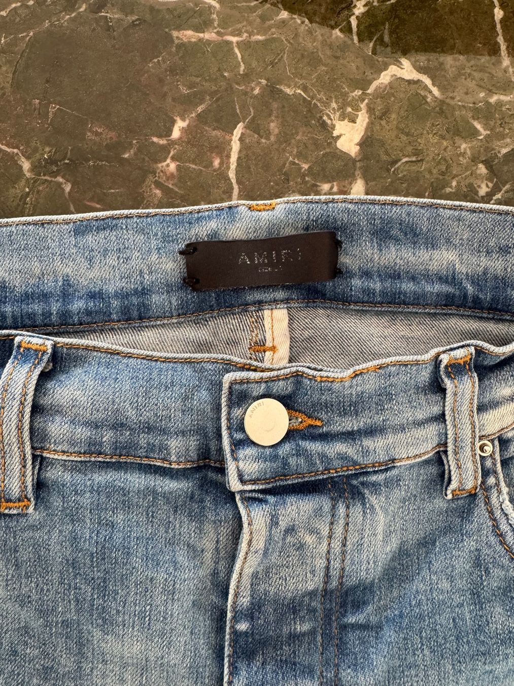 Amiri Jeans: Jeans Slim Amiri – Usato da Genève venduto da kil_bxc8 2