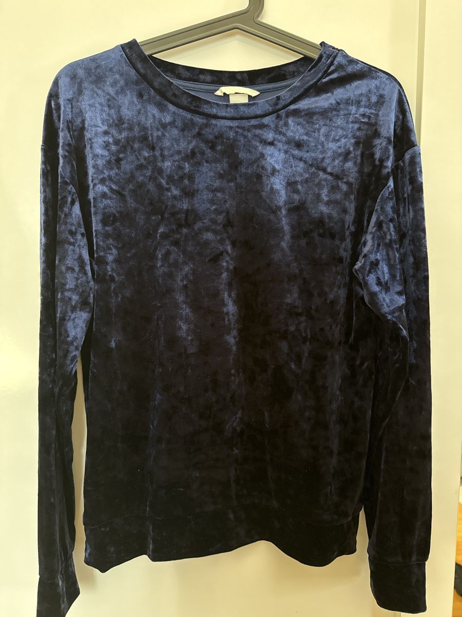 H&M Pulls & Sweat-shirts: H&M Samtpullover Gr. XS  – D'occasion à Winkel par _OachKatzerl_