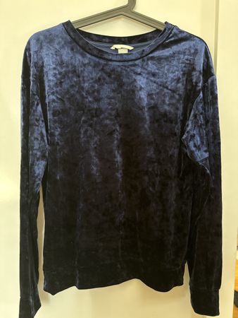 H&M Samtpullover Gr. XS 