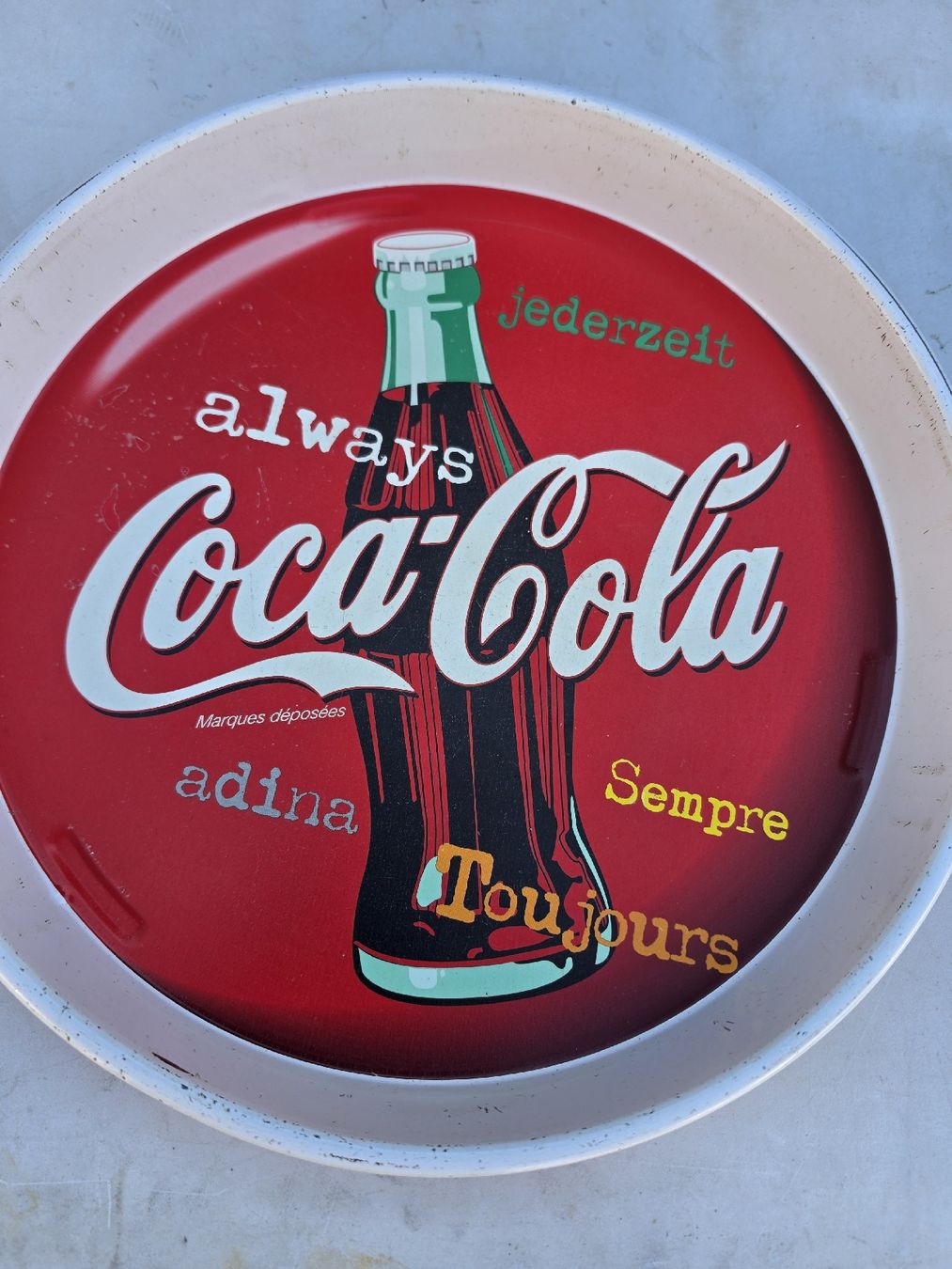 Servierplatten: Coca-Cola Serviertablett rund Metall gebraucht – Gebraucht aus Mettlen von elios0888 1