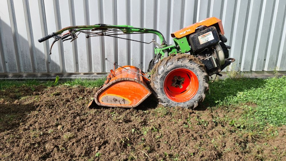 Agria 3400 Diesel Bodenfräse mit Planieregge ab Fr. 1. Kaufen auf