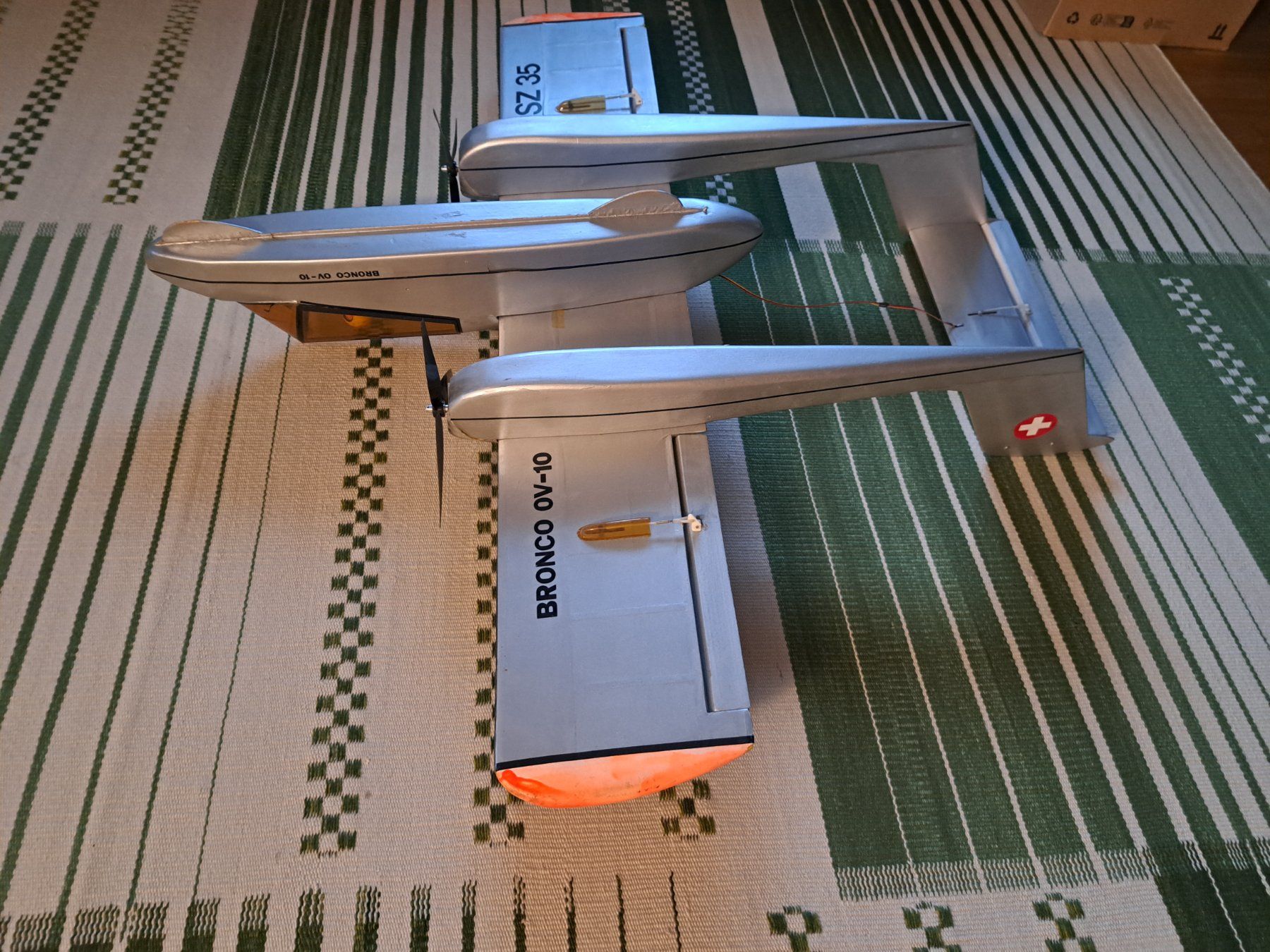 RC Kits de montage: RC Flugzeug BRONCO 0V-10 – D'occasion à Duebendorf par Mauxus 6
