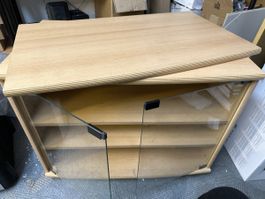 Meubles de TV avec plateau orientable et à roulettes