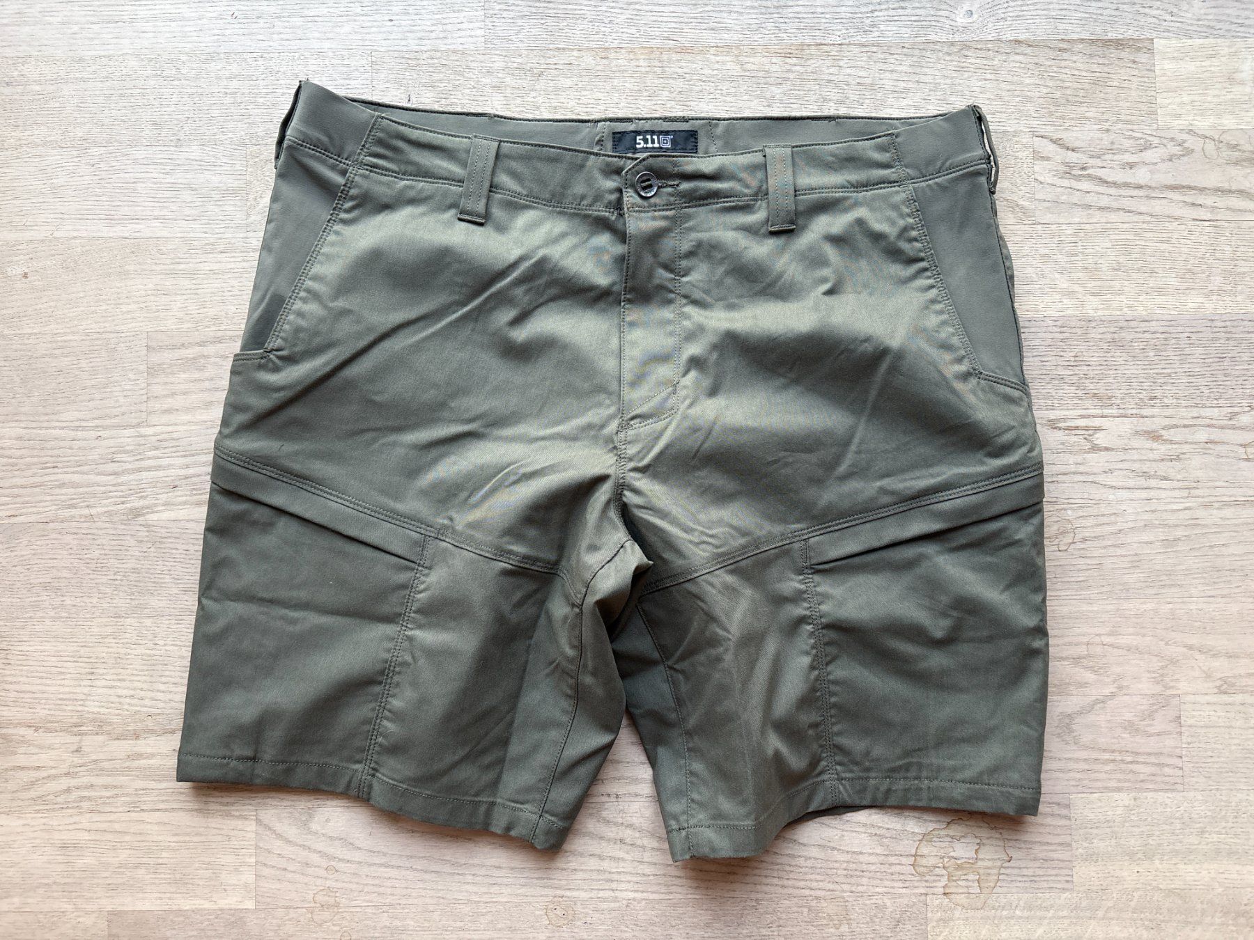 Pantaloni: Tactical 5.11 Shorts – Usato da Elgg venduto da Jo_Naj