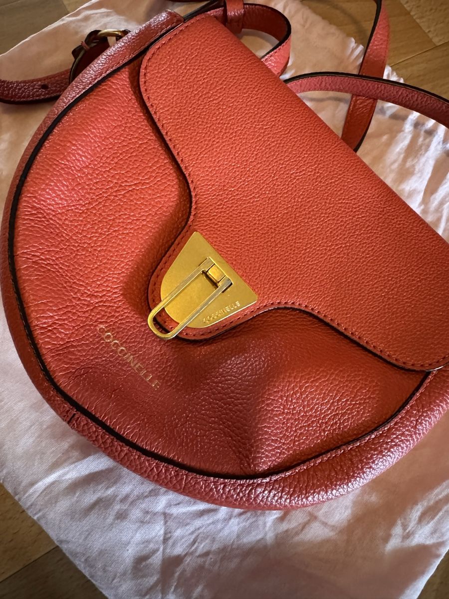 Coccinelle Borse da donna: COCCINELLE Schultertasche – Usato da Zuchwil venduto da melody81 1