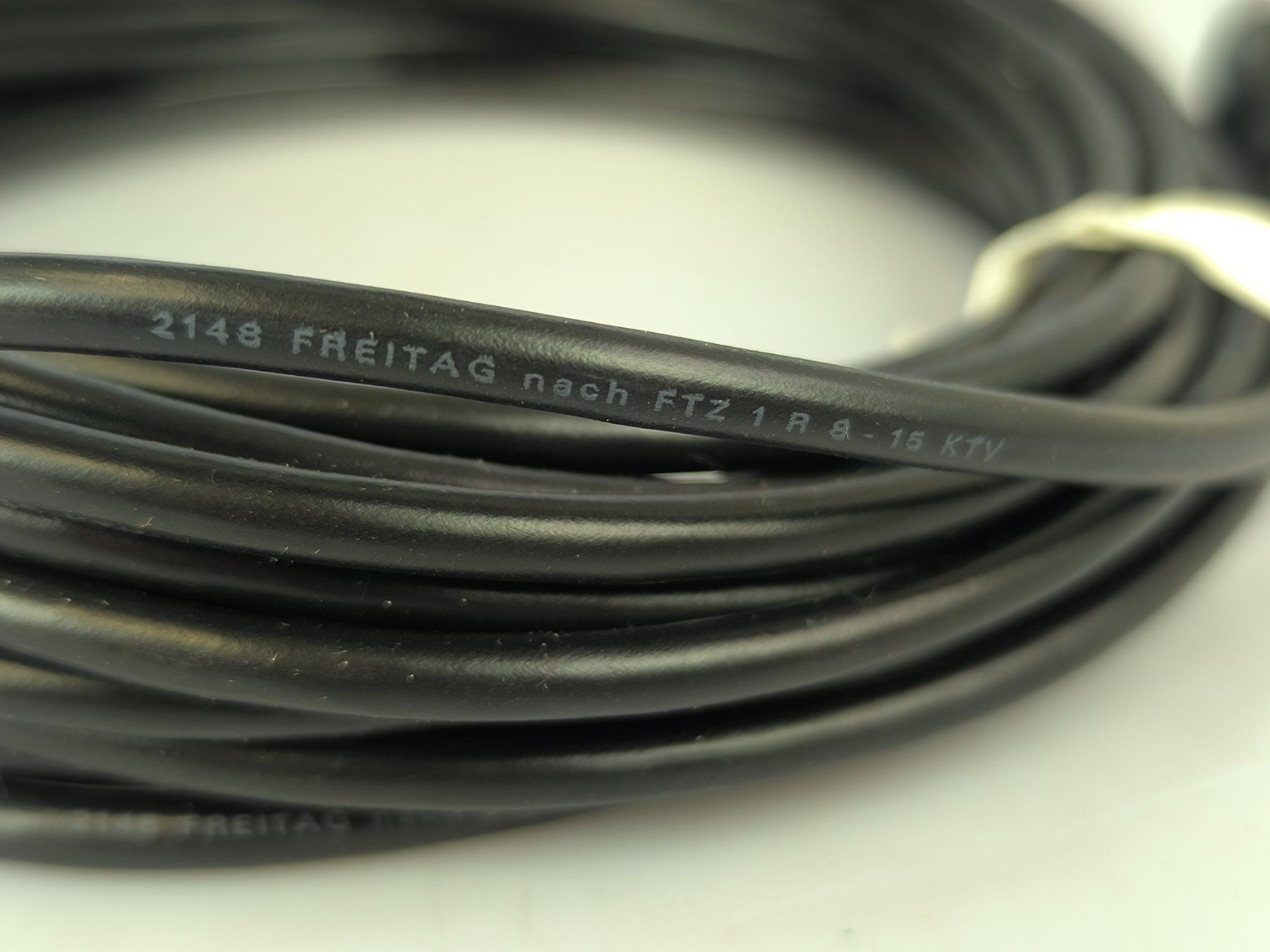 Câbles: Freitag Antennen-Kabel (RD, TV, AV) 7.5m – D'occasion à Rüti ZH par Restwert_Rueti_ZH 3