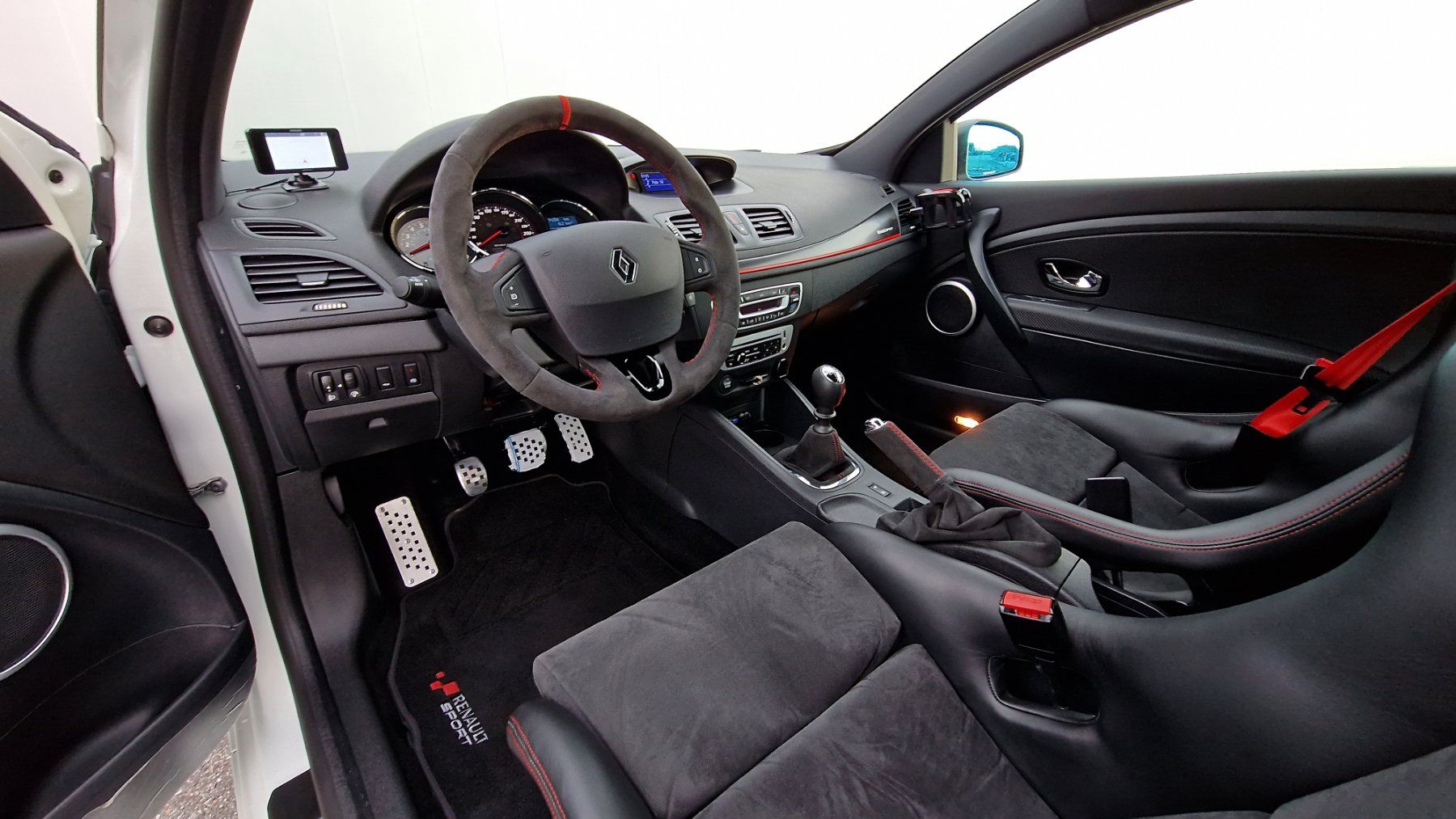 Renault Automobili: Renault Megane RS 275 Trophy-R – Usato da Versoix venduto da Bimmer21 6