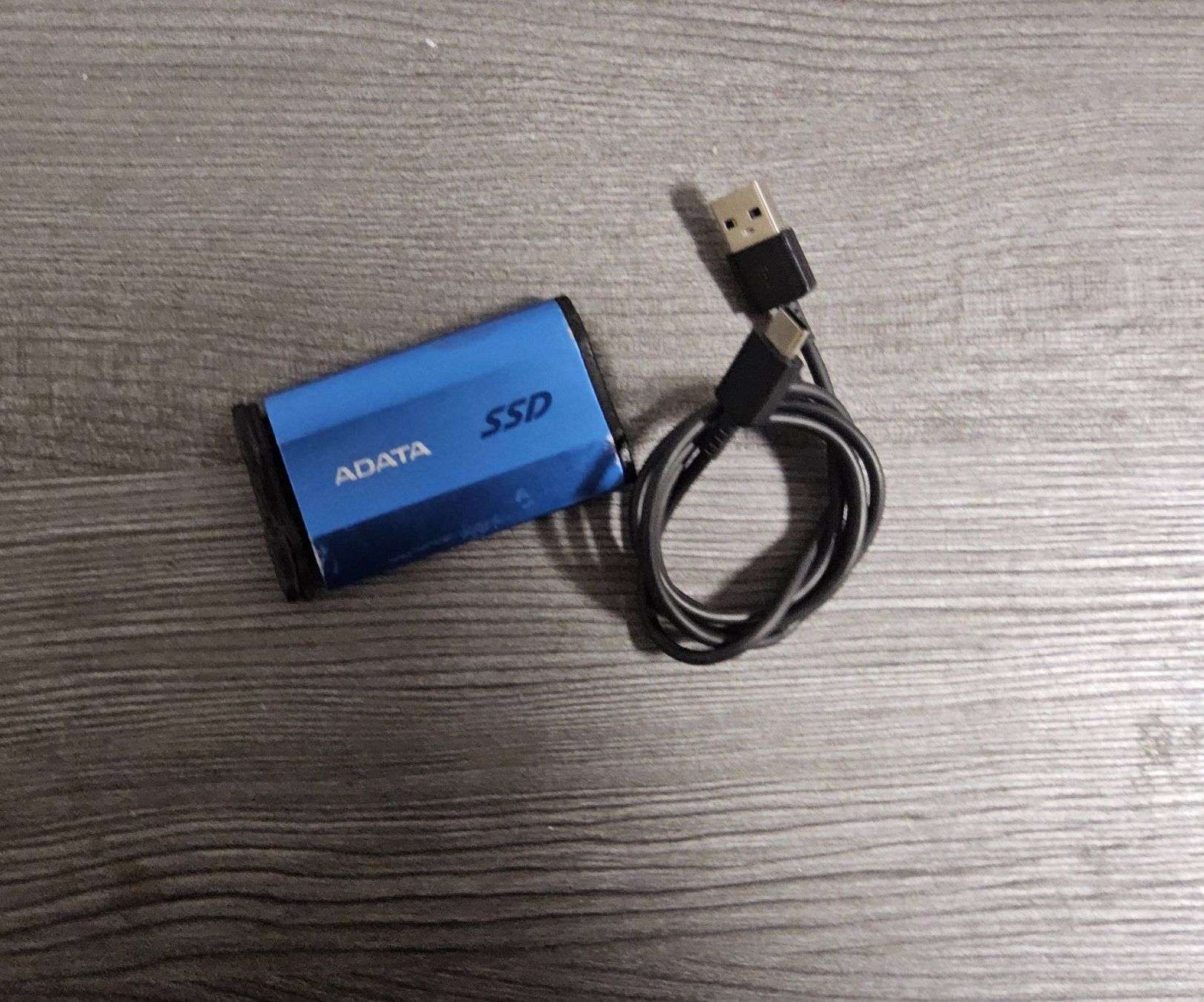 Harddisks: AB CHF 1. - ADATA 1TB SSD – Gebraucht aus Basel von drfsim