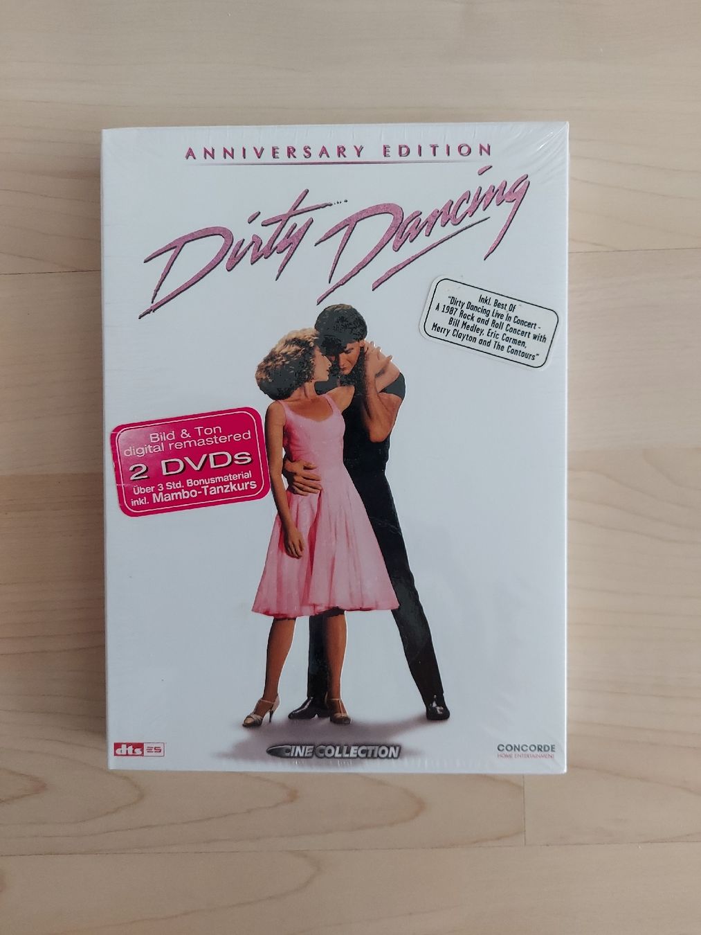 Tutti i DVDs: Dirty Dancing - Anniversary Edition - 2 DVDs - Orginalver. – Nuovo e nell'imballaggio originale da Kölliken venduto da arwen6