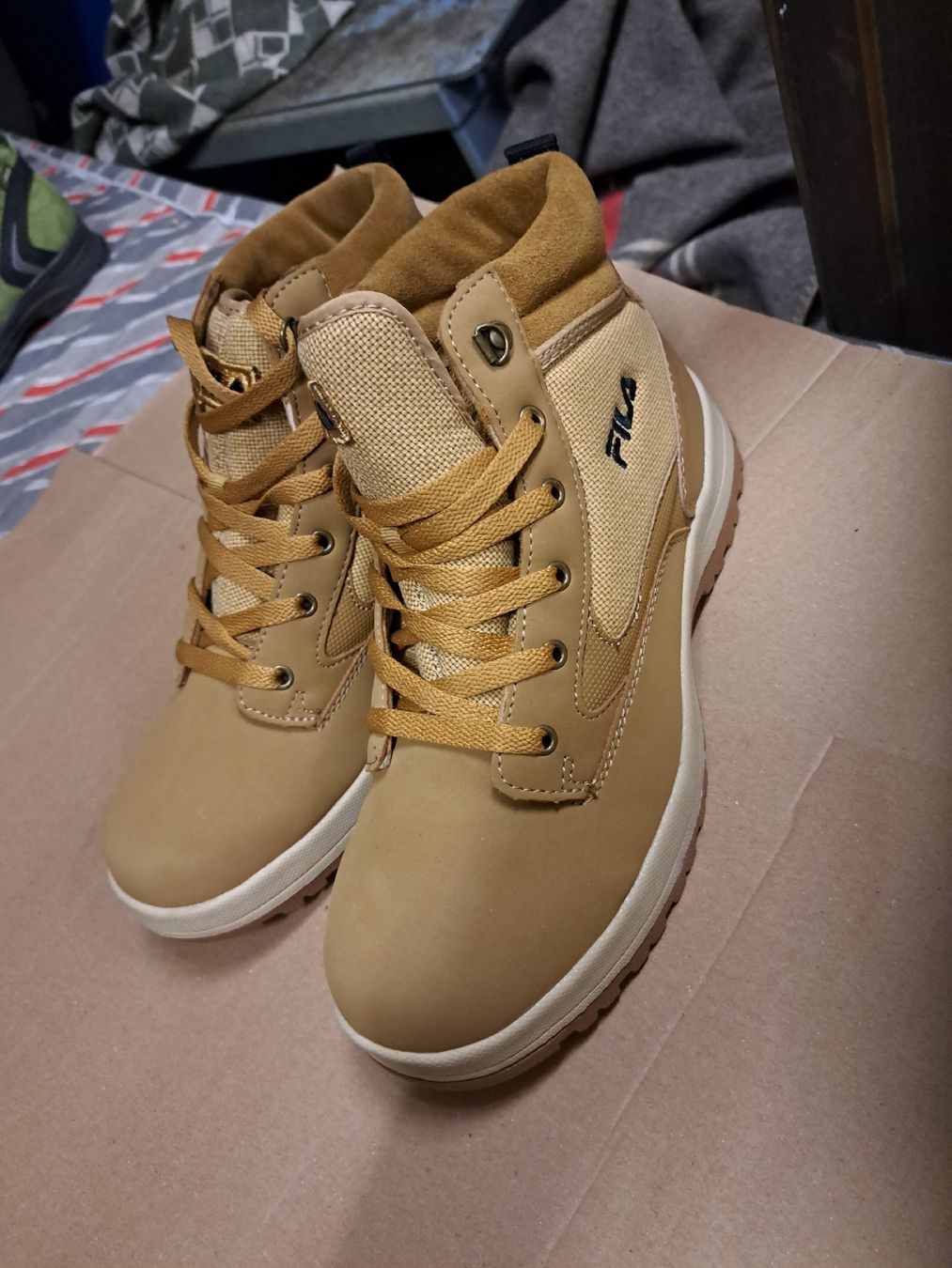 Scarpe da uomo: Herbstliche FILA Schuhe Gr. 46 – Nuovo (secondo la descrizione) da Grossdietwil venduto da hufi10